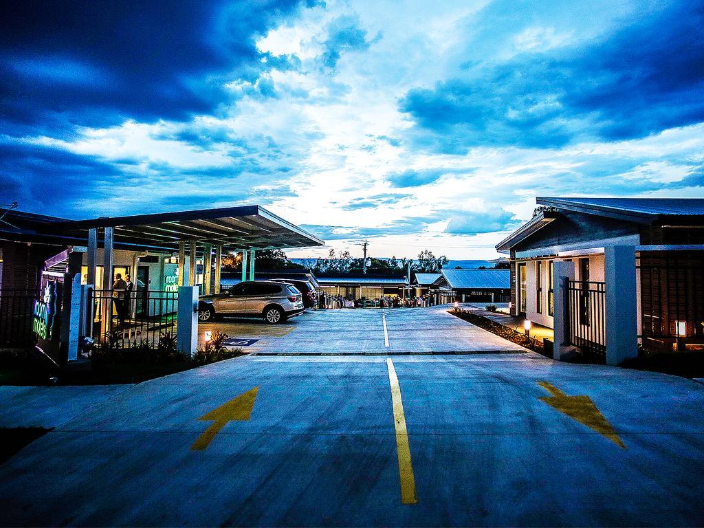 Trip Motel ガトン エクステリア 写真