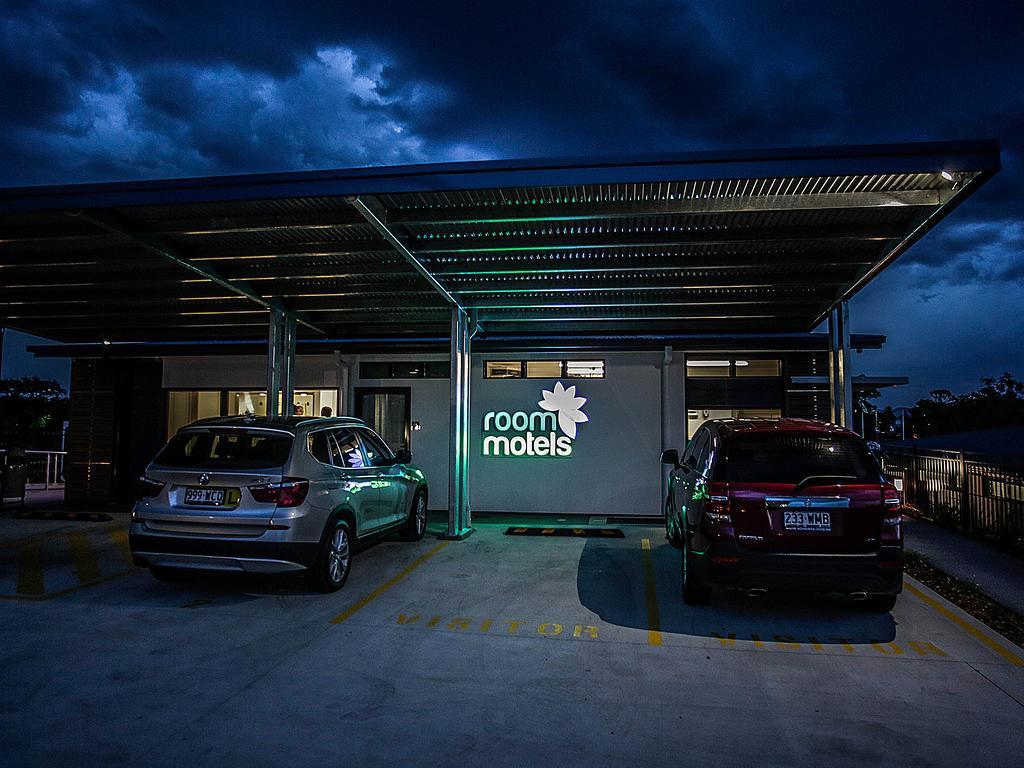 Trip Motel ガトン エクステリア 写真